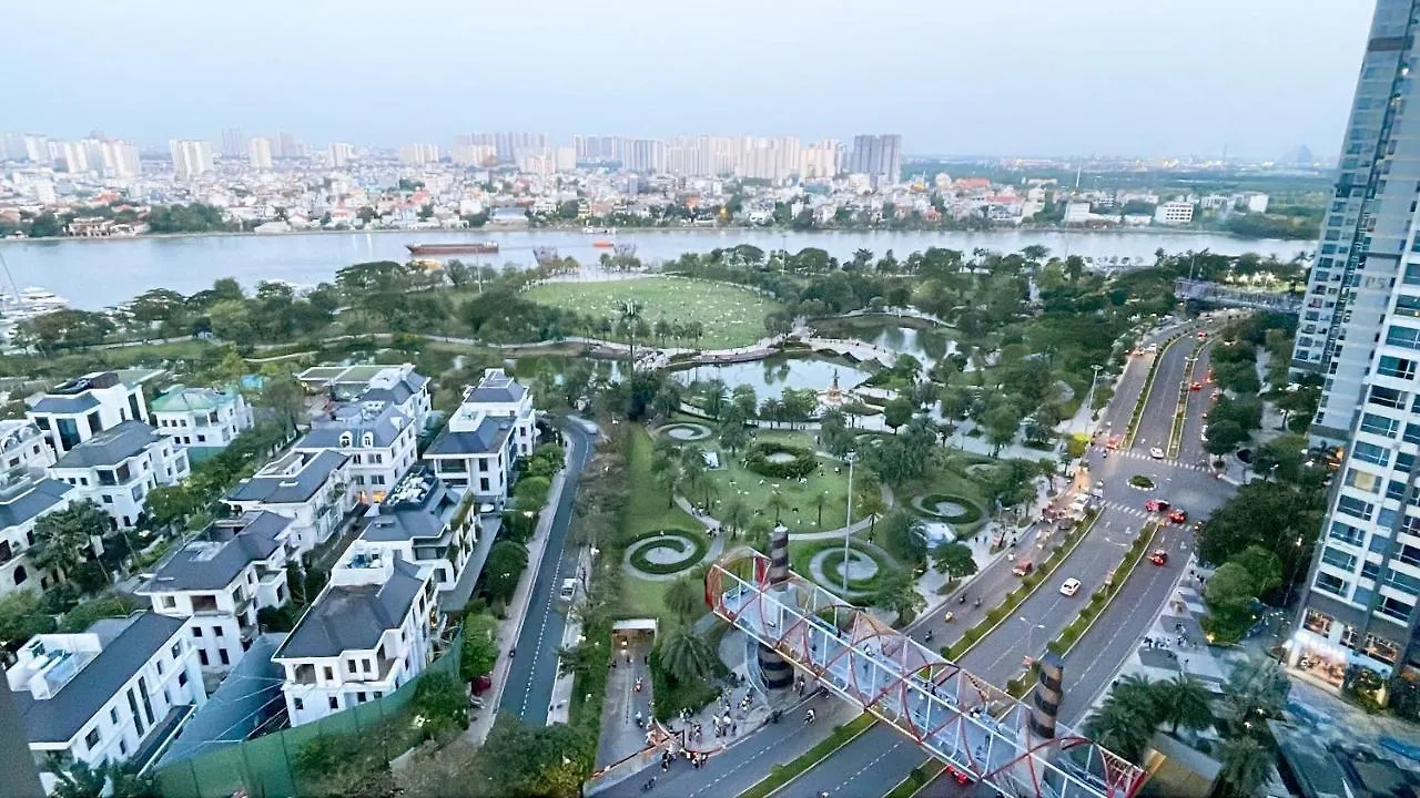 Happy Homes - Vinhomes Central Park Ho Chi Minh City Apartment