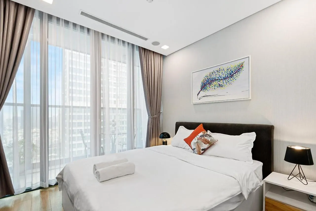 Happy Homes - Vinhomes Central Park Ho Chi Minh City Apartment