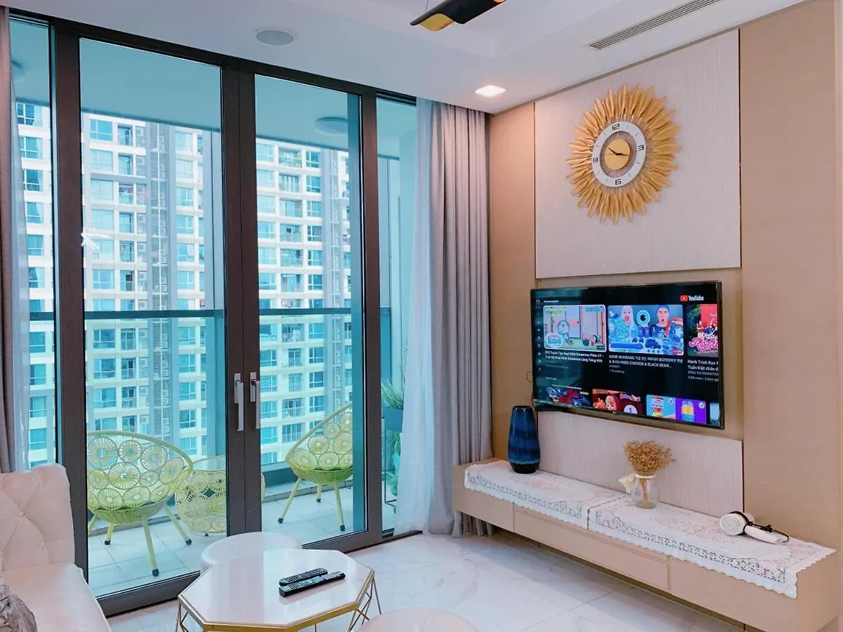 Happy Homes - Vinhomes Central Park Ho Chi Minh City Apartment