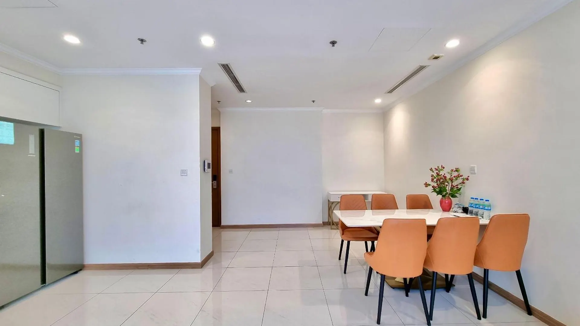 Apartment Happy Homes - Vinhomes Central Park Ho Chi Minh City