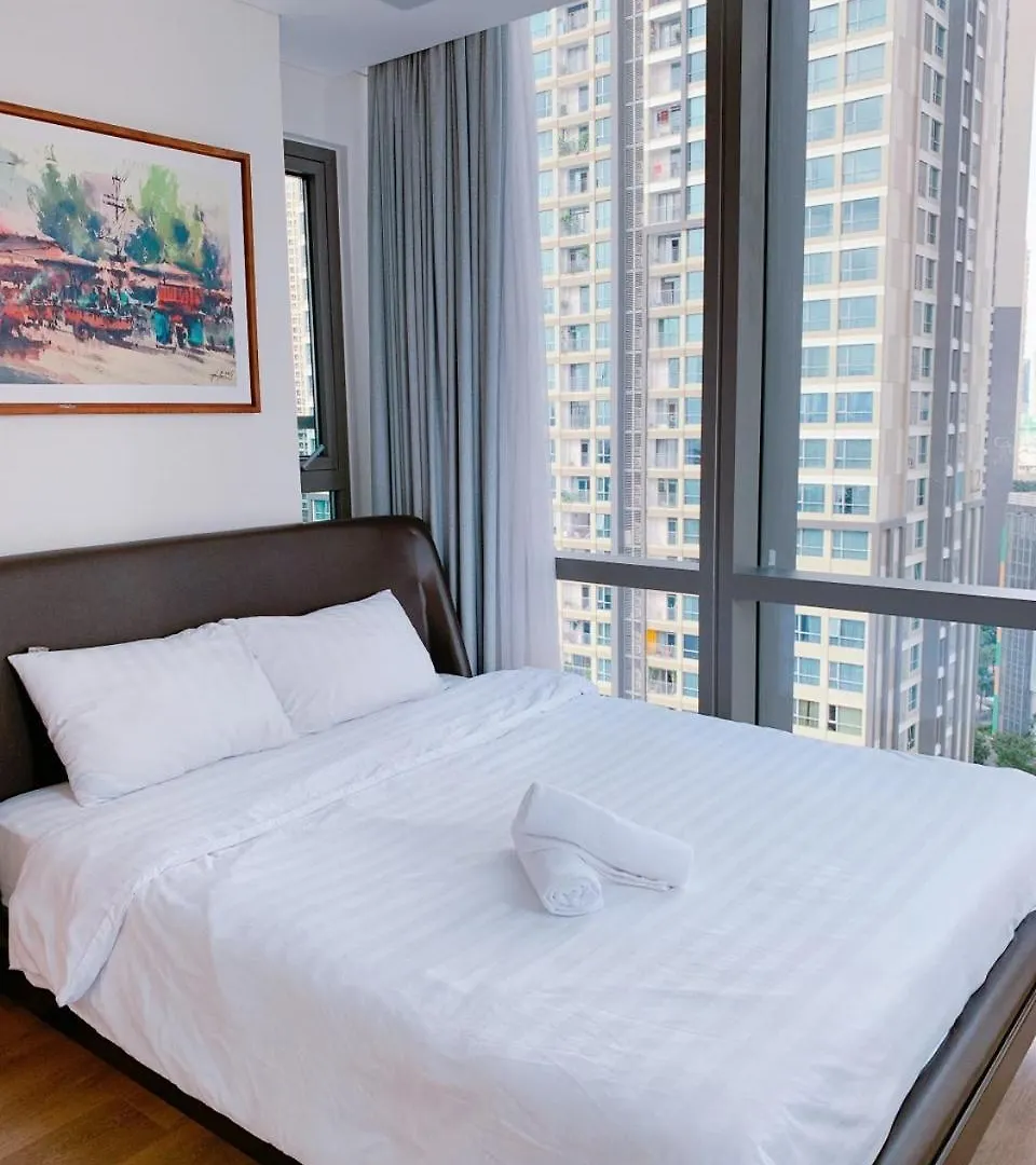 Happy Homes - Vinhomes Central Park Ho Chi Minh City Apartment