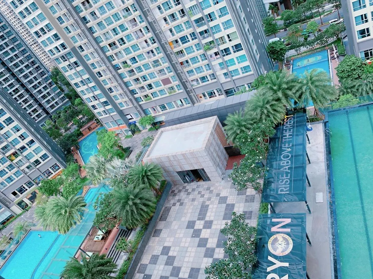 Happy Homes - Vinhomes Central Park Ho Chi Minh City Apartment